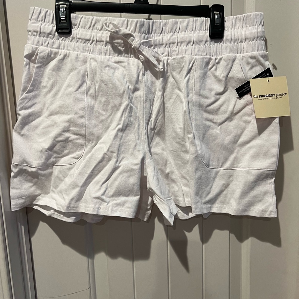 NWT White Cargo Shorts with Relaxed Fit and Drawstring women’s L